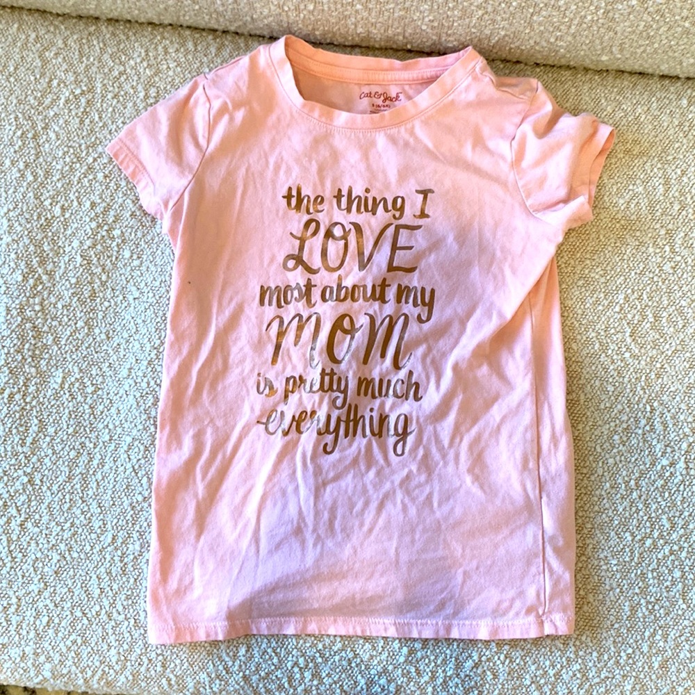 Cat and Jack girl’s tee-shirt in pink and rose gold